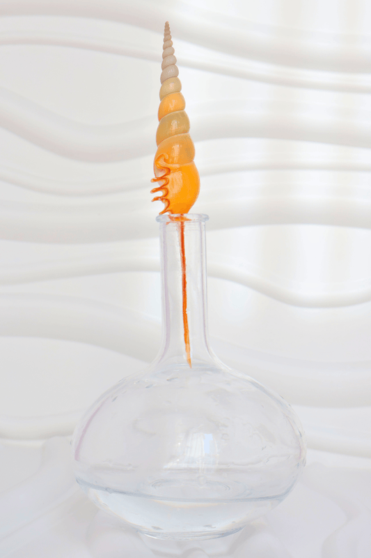 Decorative_glass_water_bottles1_46df8668-e68d-45fa-a9d2-7eaef2923807 - LunarHorizon